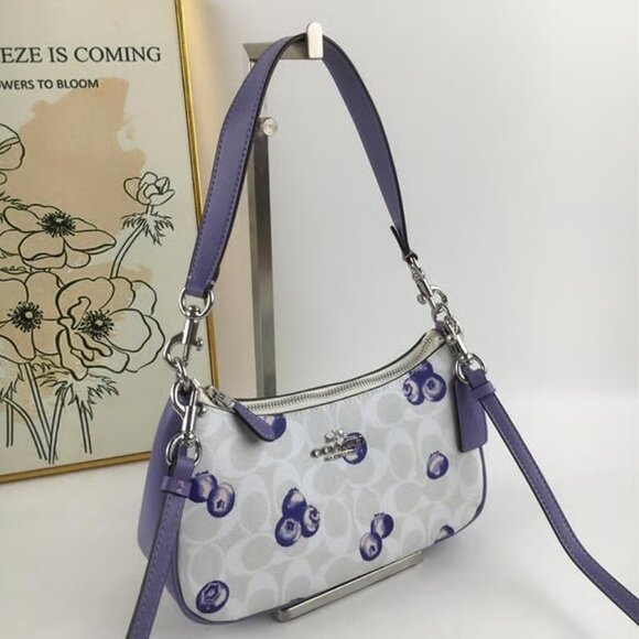 NWT Coach Teri Shoulder Bag In Signature Canvas With Blueberry Print - Picture 5 of 8